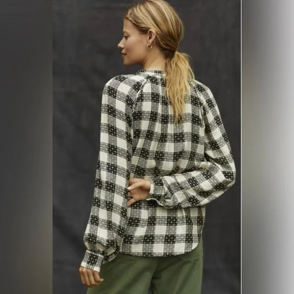EUC Anthropologie Pilcro Breezy Black Plaid Button Down Top - Picture 4 of 4